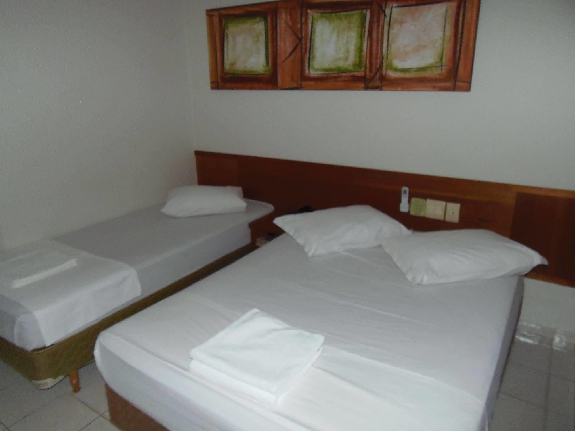 Sanare Hotel Uberlândia Esterno foto